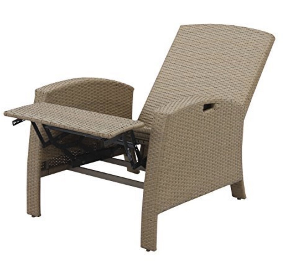 Outsunny Outdoor Rattan Wicker Adjustable Recliner Lounge Chair