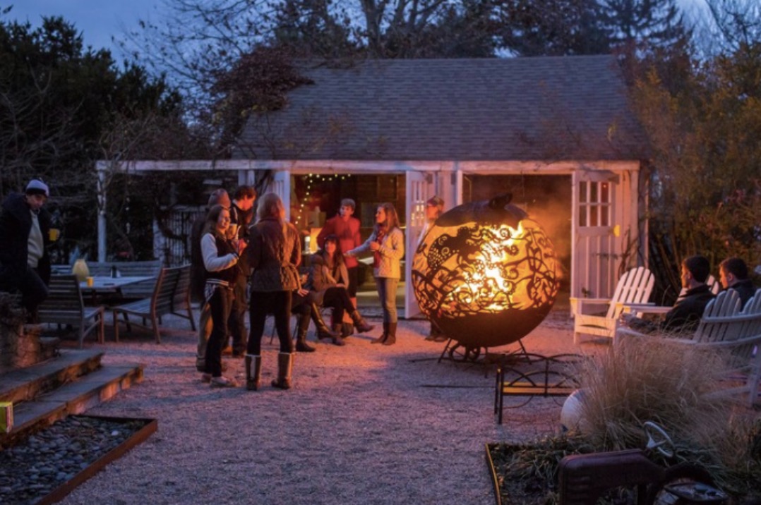 the-ultimate-outdoor-winter-party-guide-don-t-let-the-cold-weather