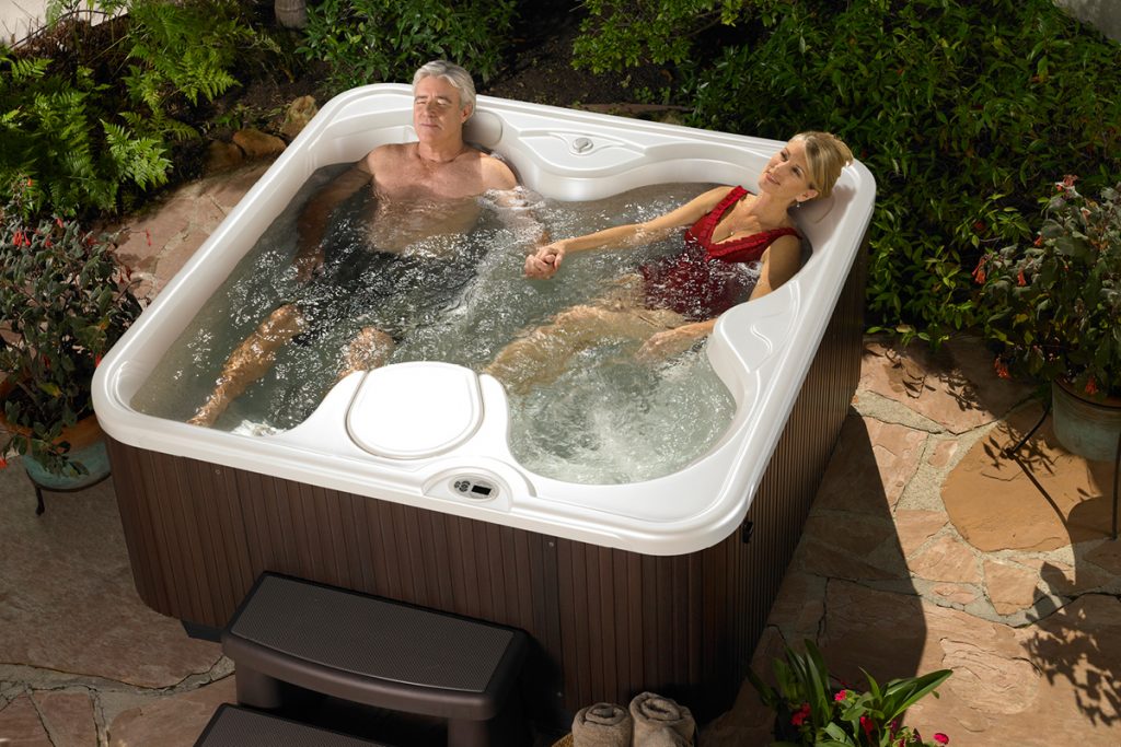 What Hot Tub Sizes Are There? A Buying Guide
