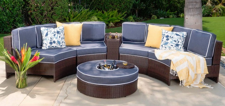 outdoor sectional with thick cushions